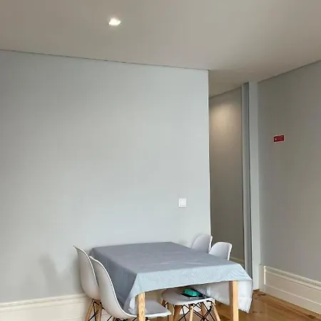 아파트 Sao Bartolomeu 1 *